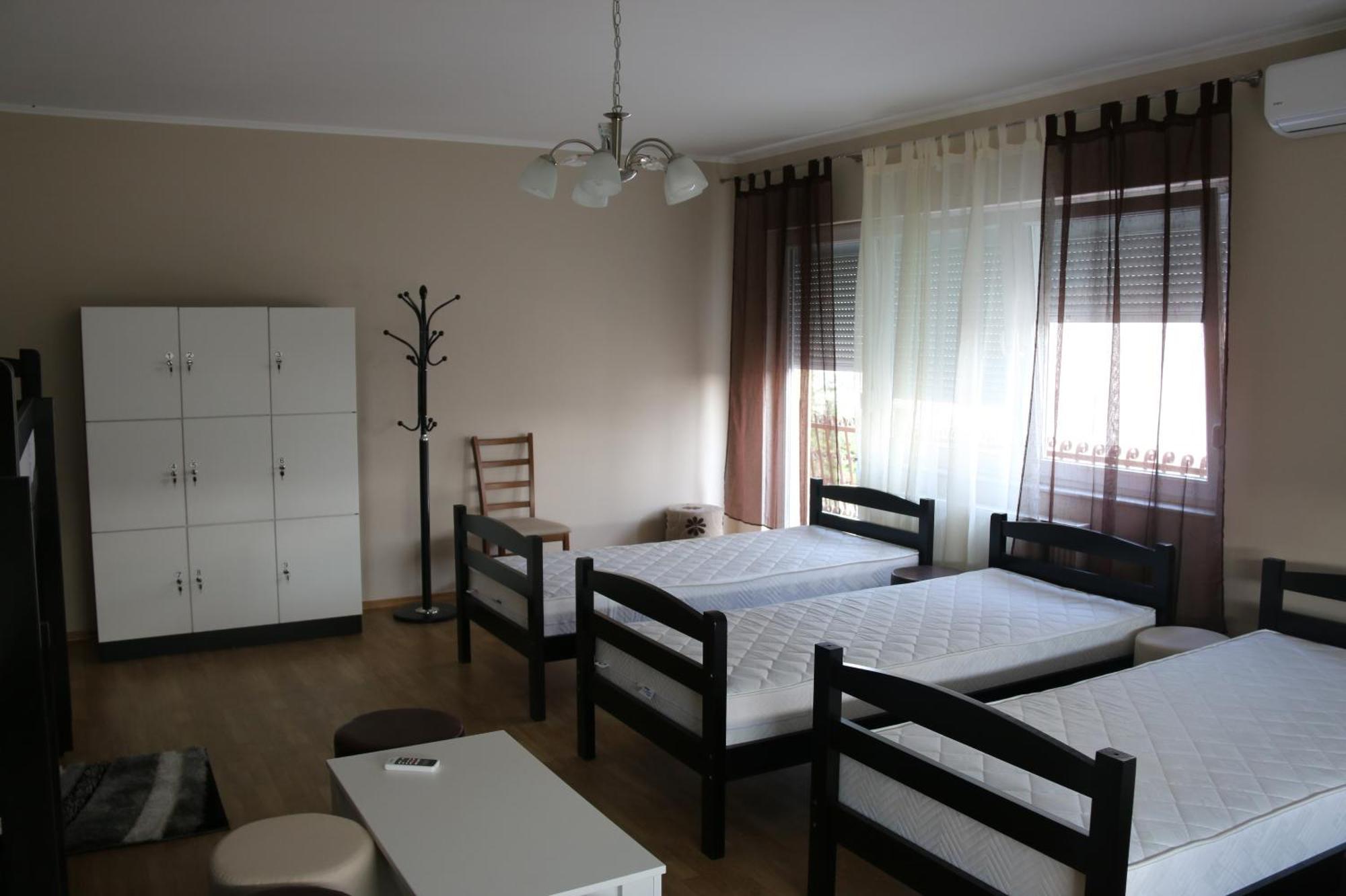 Hostel Art Gradiska Phòng bức ảnh